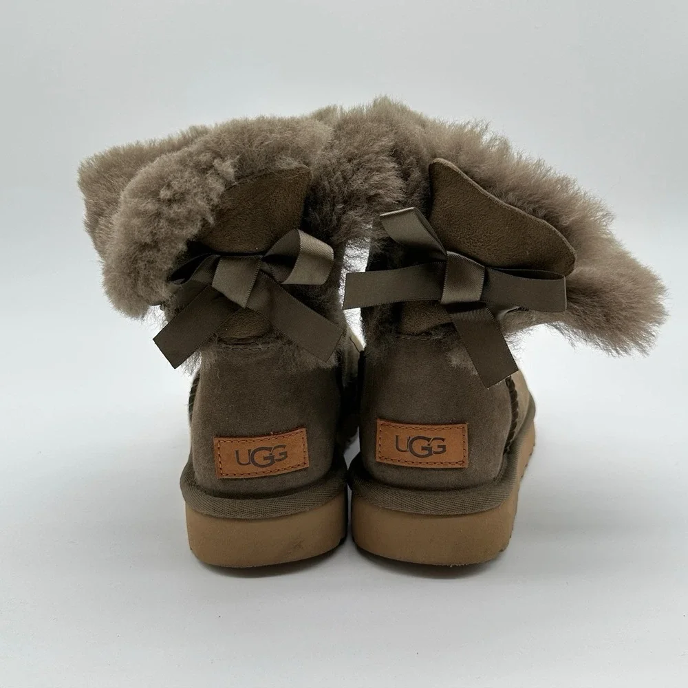 UGG Boots Womens 8 Bailey Bow II Winter‎ Snow Brown Suede Pull On 1016501 Y2K